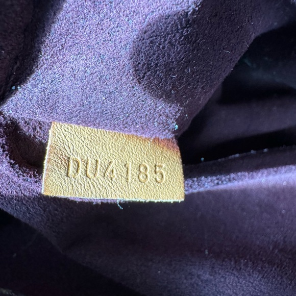 LOUIS VUITTON Monogram Melie Hobo-Authentic - Picture 7 of 12